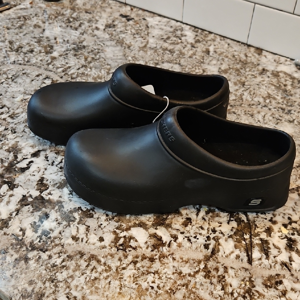 Skechers Black Slip-On Clogs